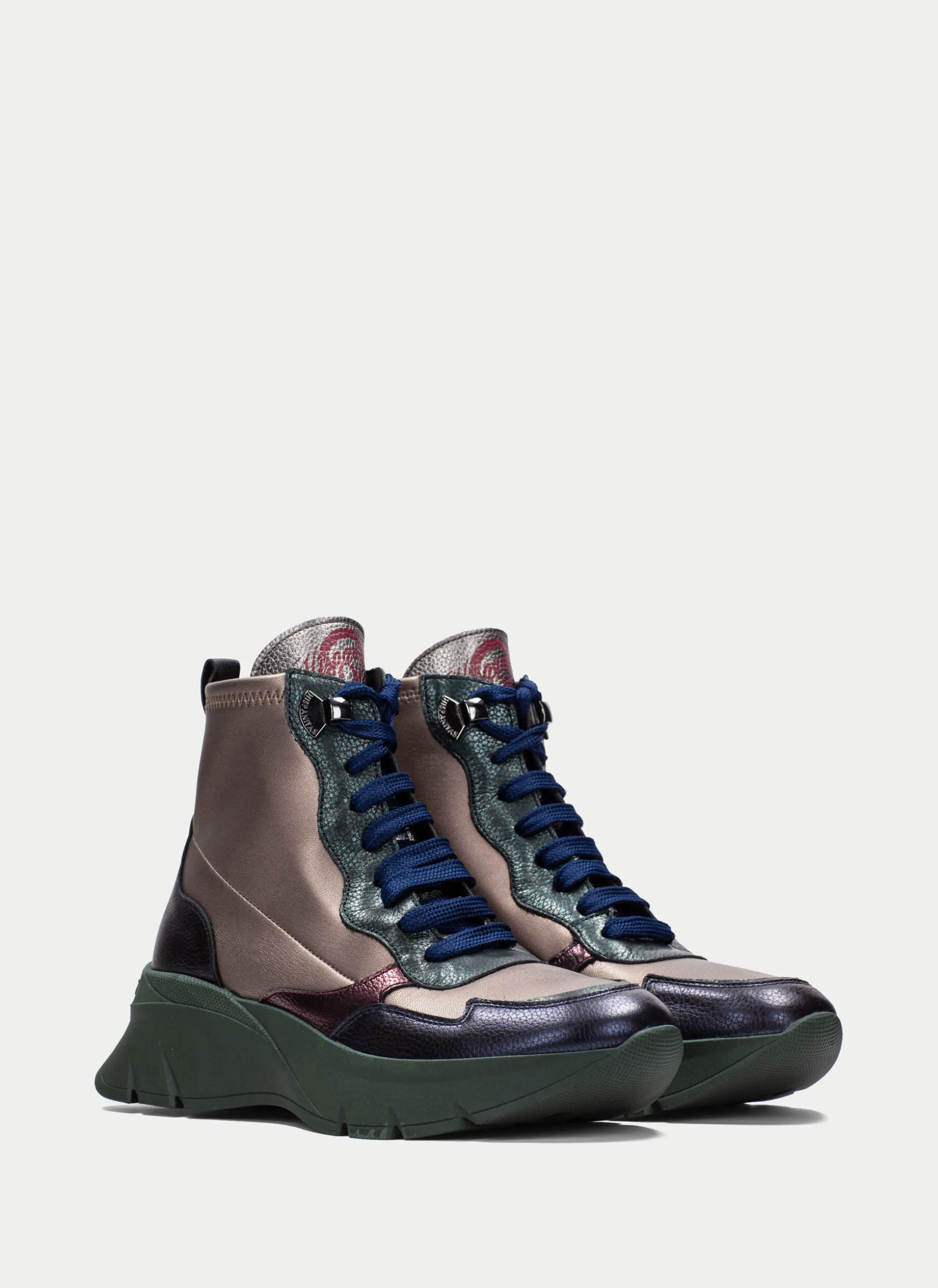 Botins Desportivos helsinki multi-metal