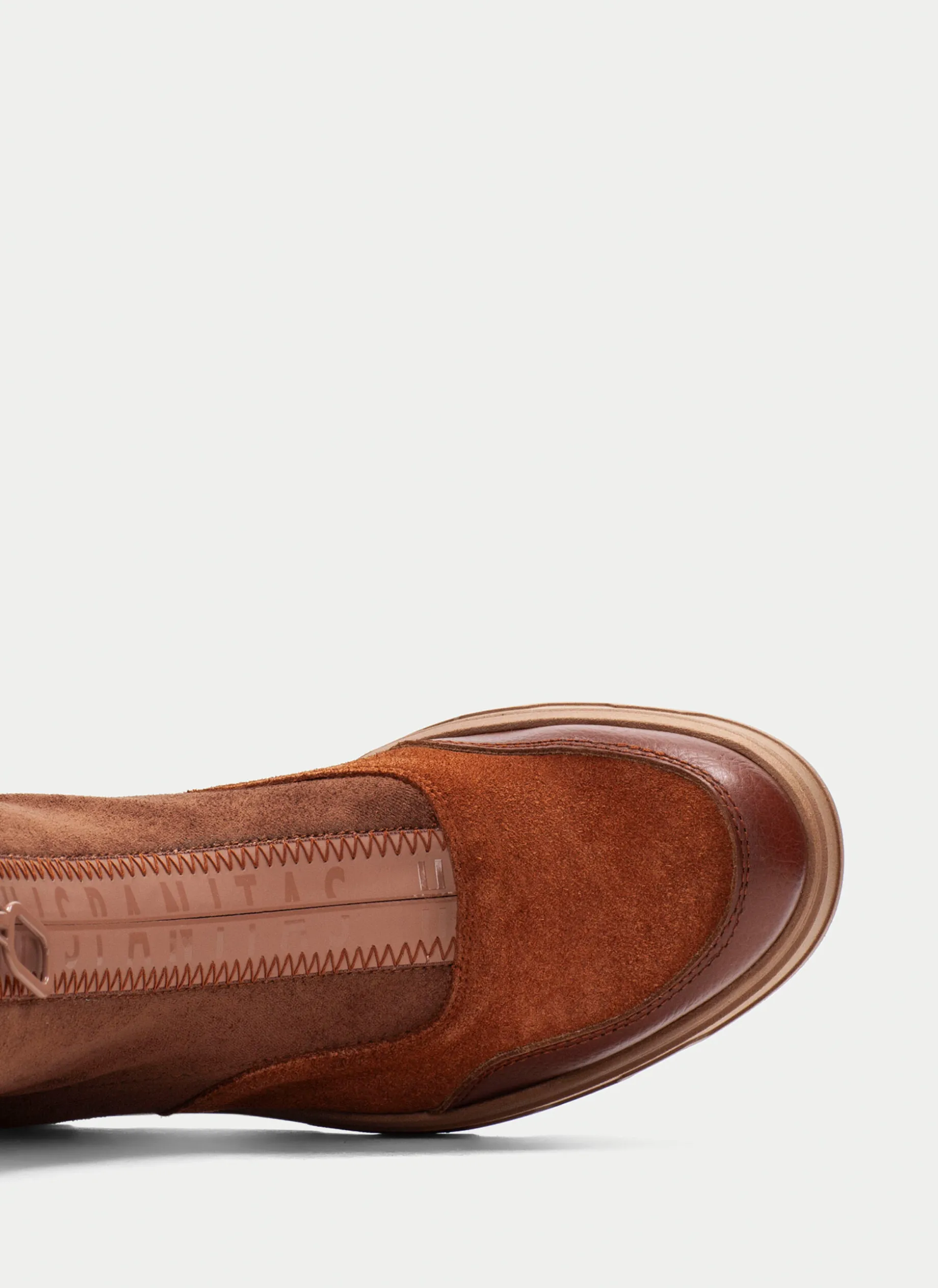 Botins florencia couro