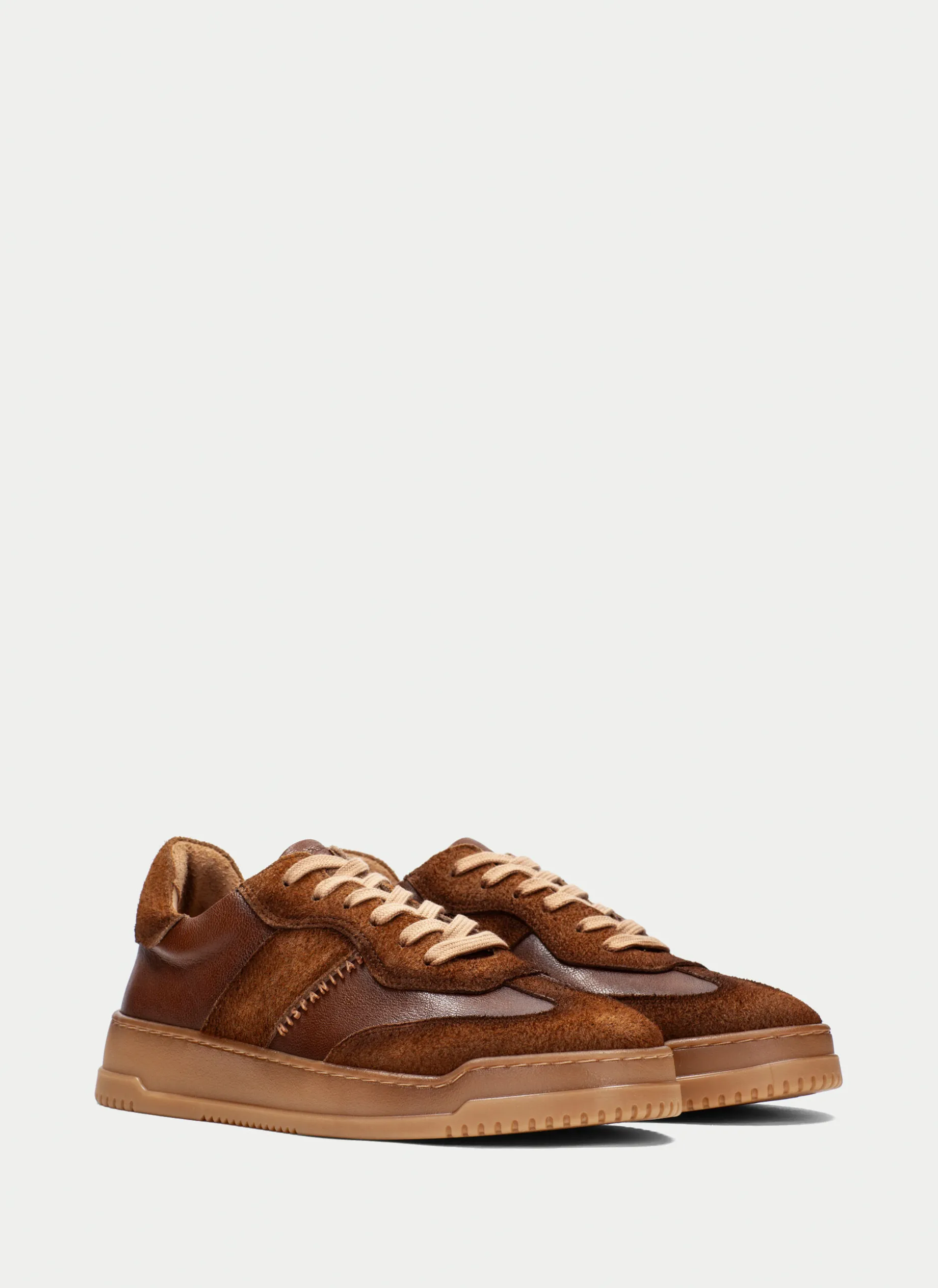 Sneakers couro